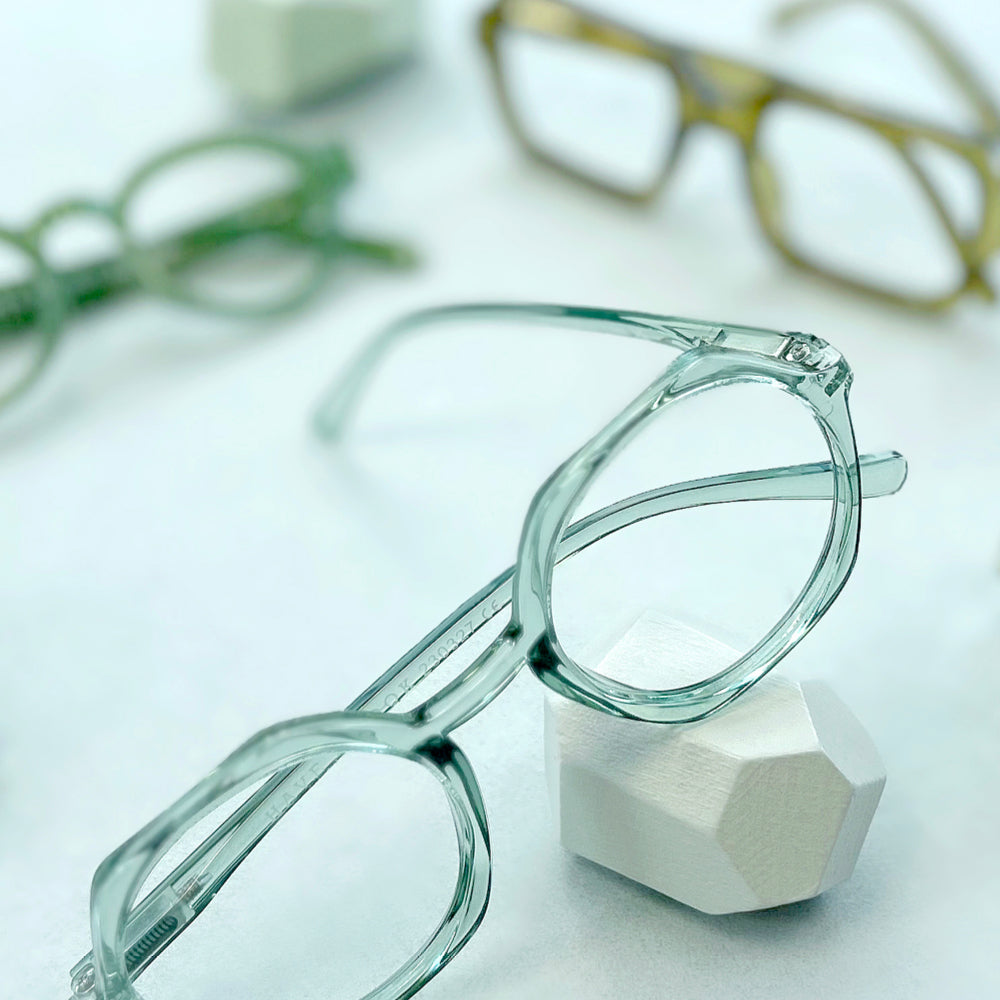 Small Vintage Round Photochromic Reading Glasses – Unisex +0.25 To +6.0 Diopter (Adjustable)